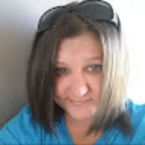 Meet your Posher, Deedee